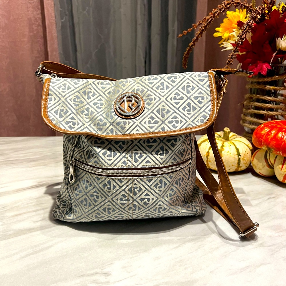 RELIC CROSSBODY BAG